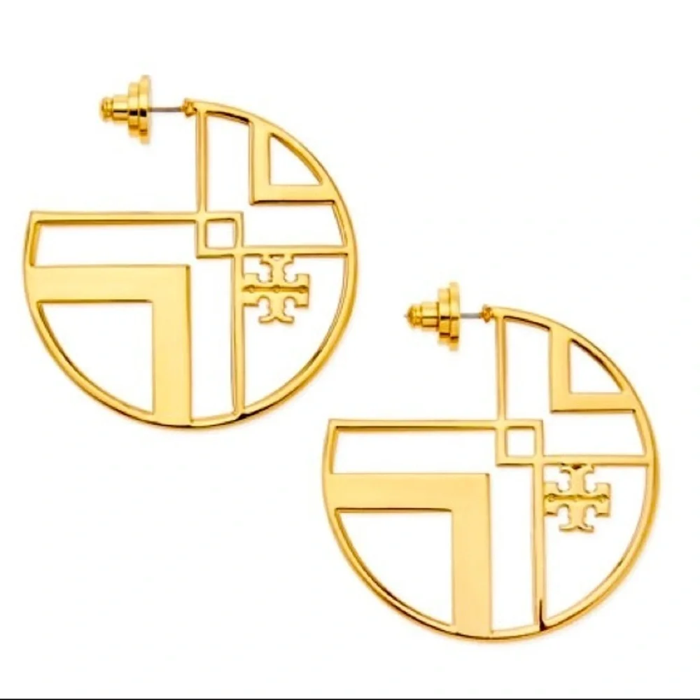 🔥🔥 Tory Burch Authentic Jewelry Merchandise At Awesome Prices To Buy Now & Save